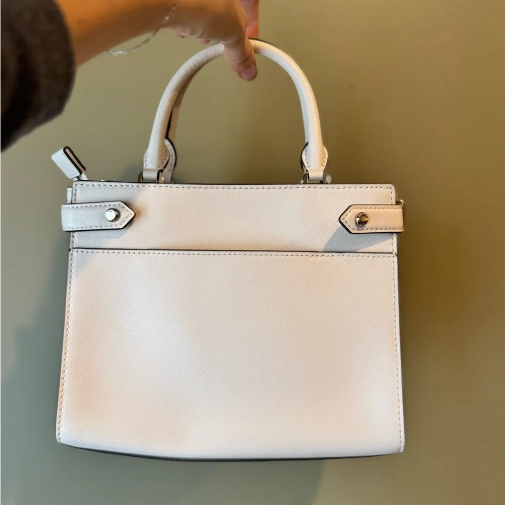 Kate Spade Vintage White Handbag - Picture 5 of 9